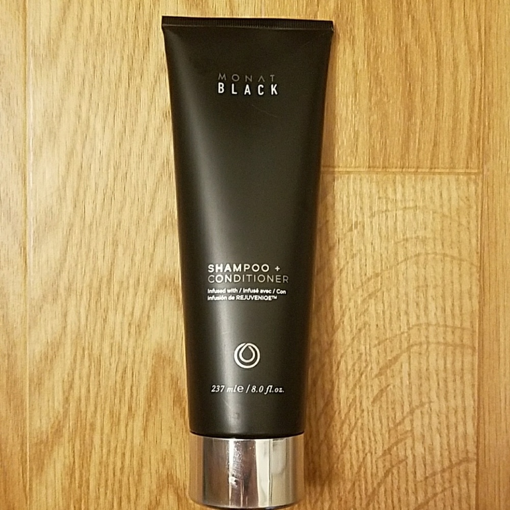 Monat Black Shampoo and Conditioner